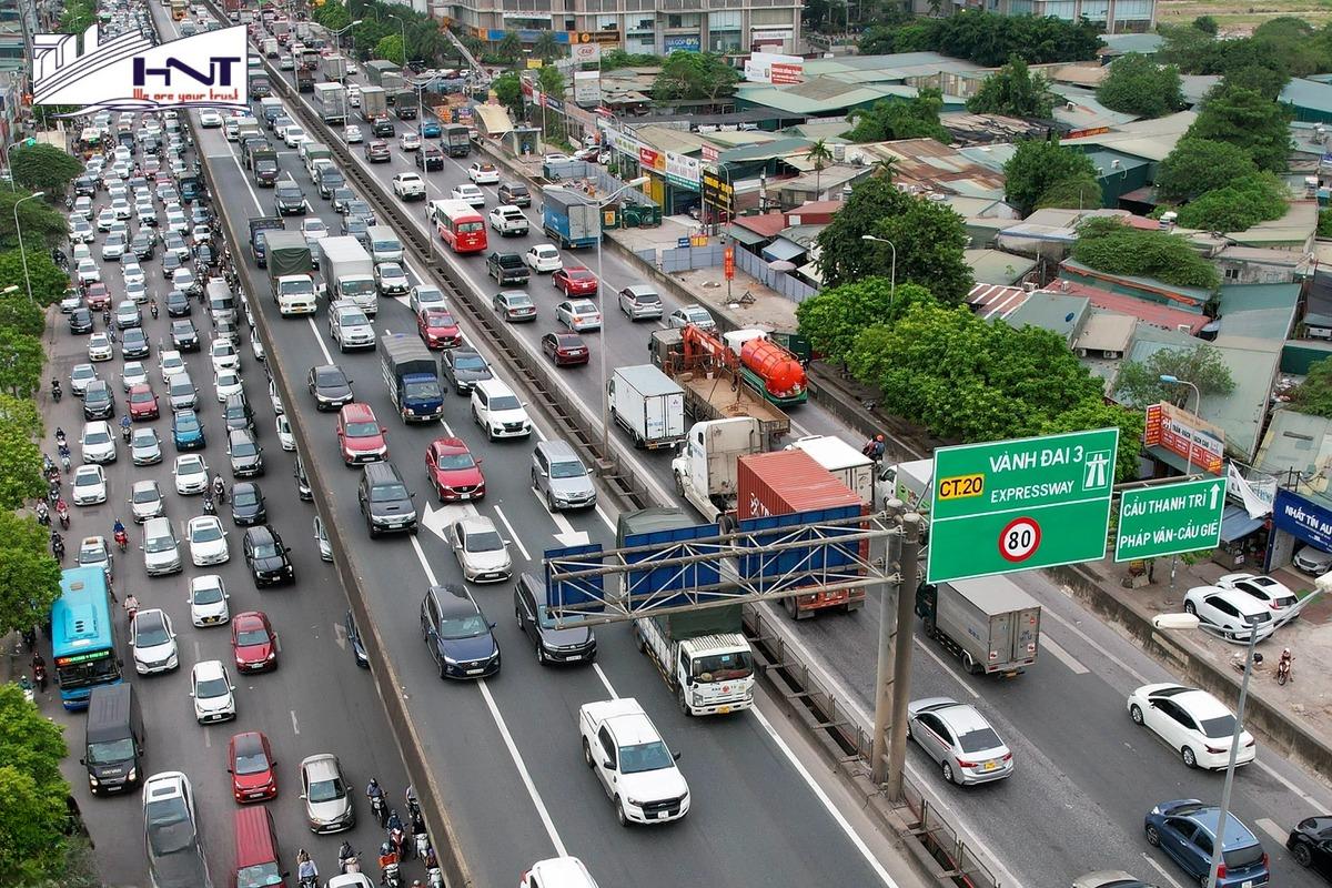 Mạng lưới giao thông vận tải đường bộ ở nước ta hiện nay bao gồm đường quốc lộ, đường tỉnh, đường huyện và đường xã