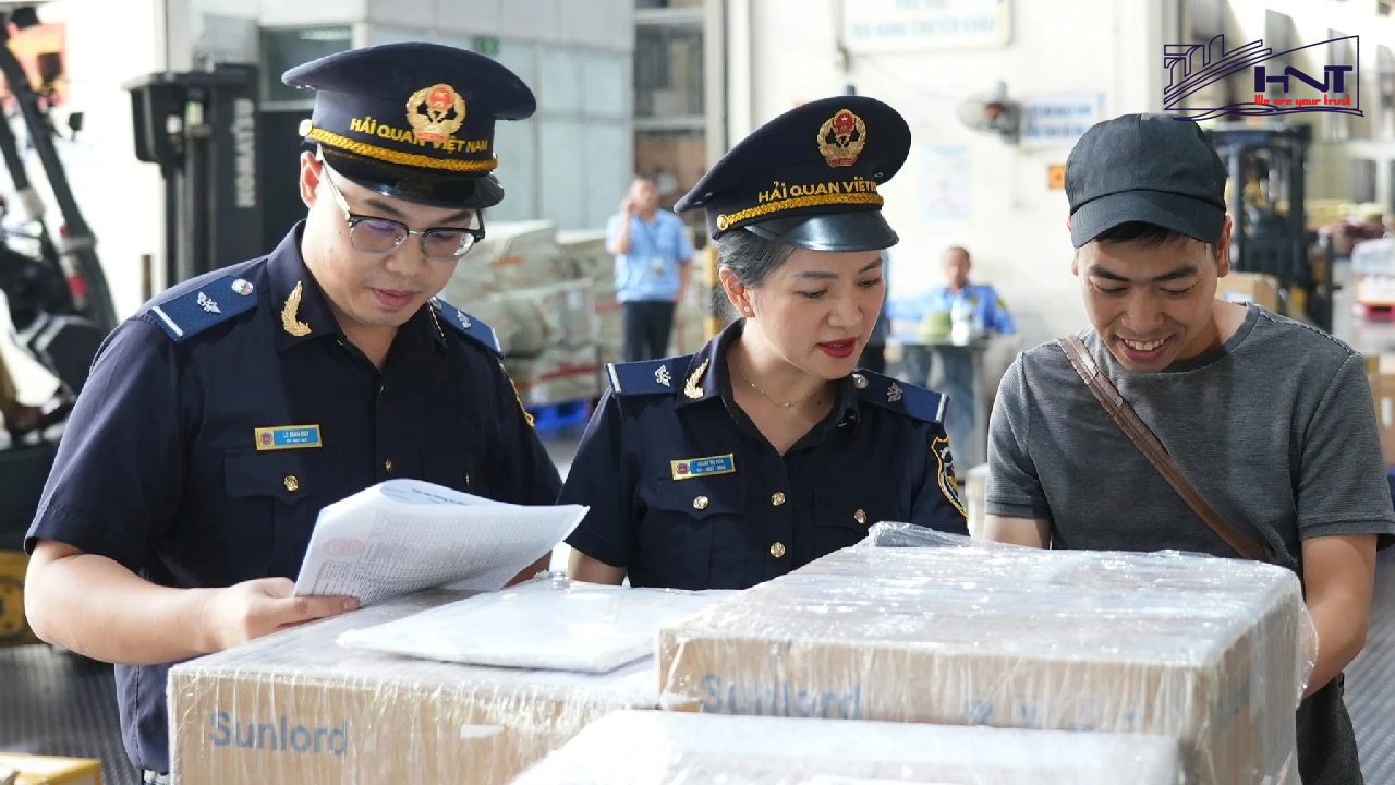 Địa điểm kiểm tra thực tế hàng hóa