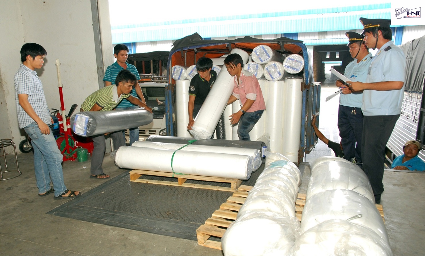 The import documents the import documents