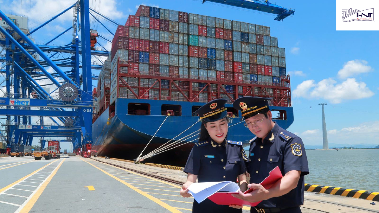 Thực hiện thủ tục hải quan
