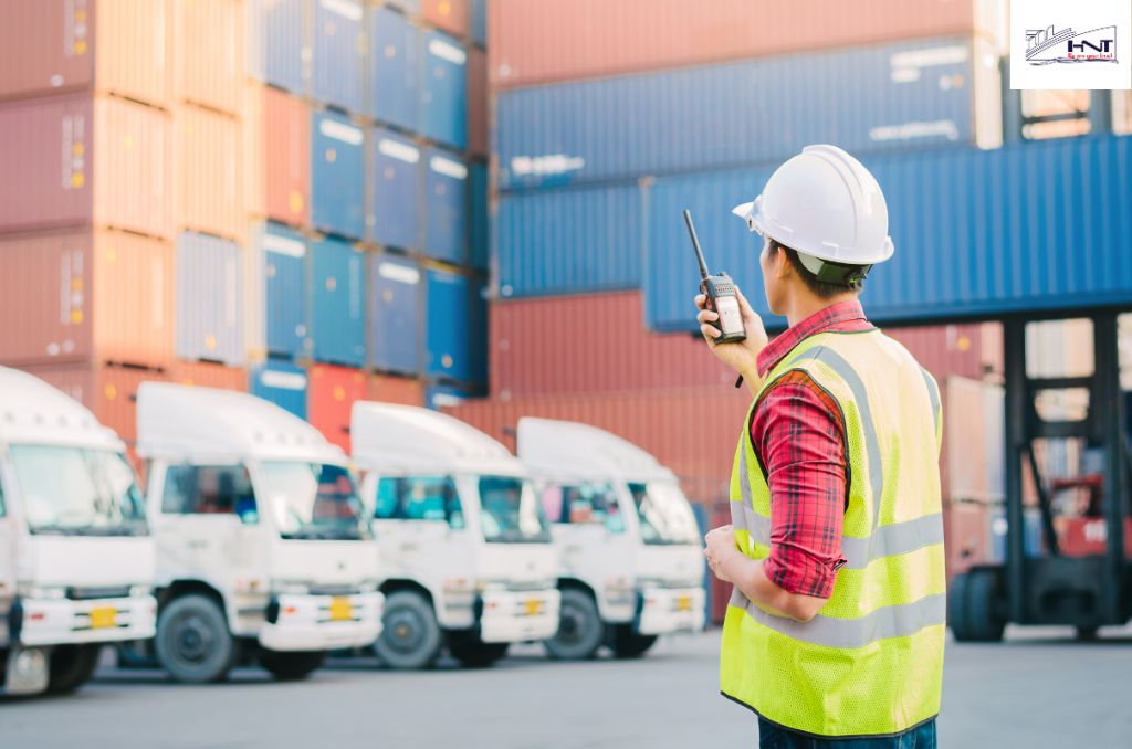 Dịch vụ khai báo hải quan chuyên nghiệp, hỗ trợ dịch vụ làm tờ khai thông quan hải quan cùng bảng báo giá dịch vụ khai thuê. Dịch vụ khai báo hải quan chuyên nghiệp, hỗ trợ dịch vụ làm tờ khai thông quan hải quan cùng bảng báo giá dịch vụ khai thuê.