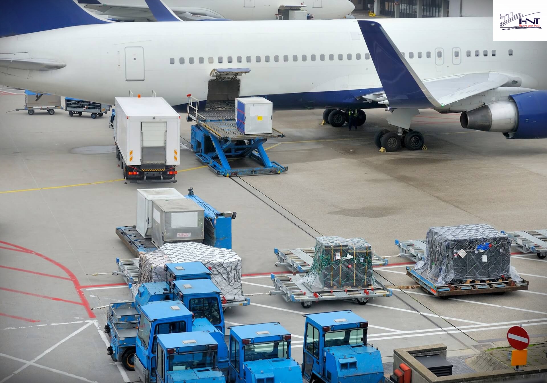 shipping services, domestic air